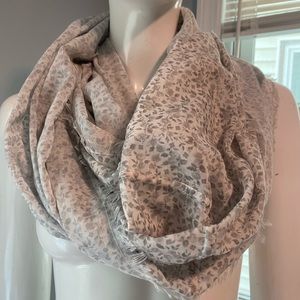 *NWOT* Nordstrom Floral Print Scarf